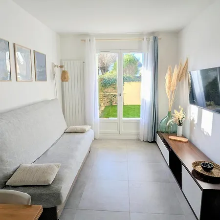 2 Near The - * Blonville-sur-Mer