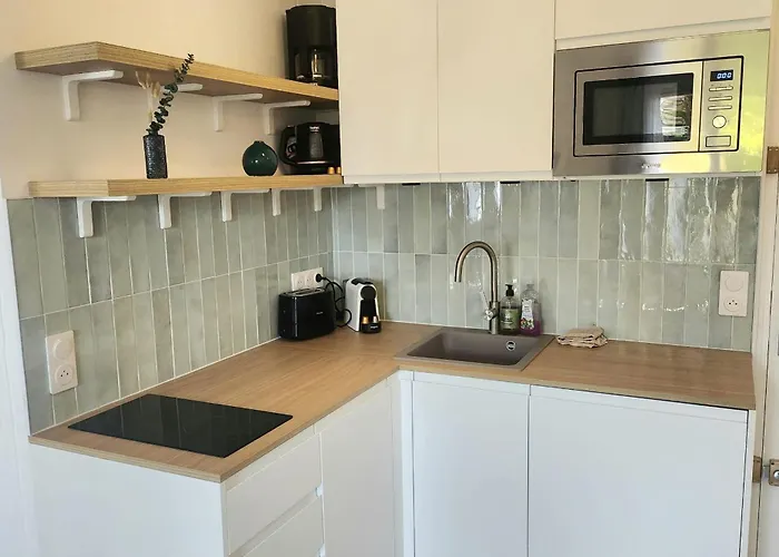 2 Near The - * Blonville-sur-Mer