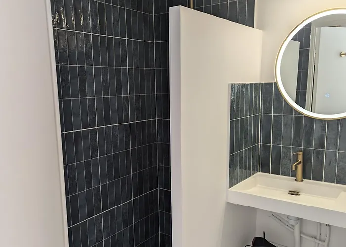 Appartement 2 Near The - *