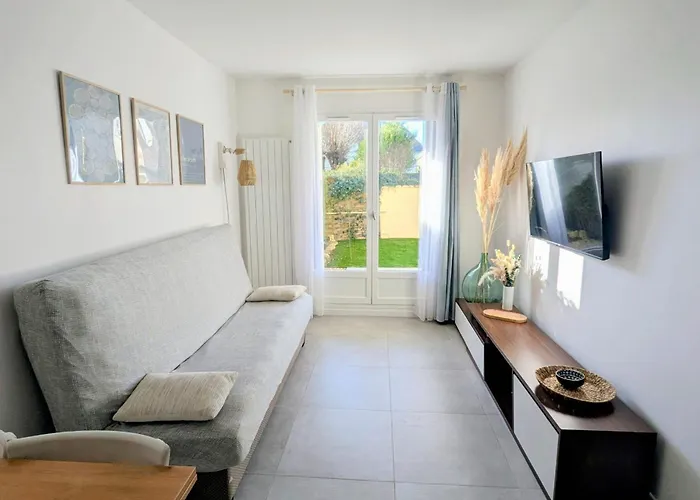 2 Near The - * Blonville-sur-Mer