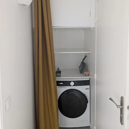 Appartement 2 Near The - *