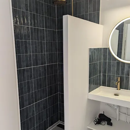 Appartement 2 Near The - *